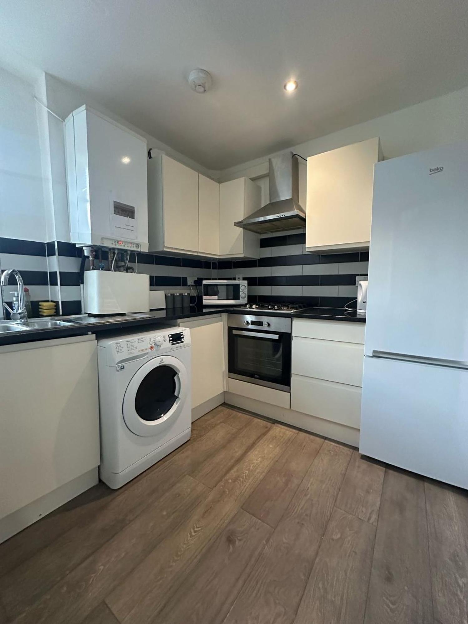 "Euston Comfort" 3 Bedroom Flat In Kings Cross, St Pancras!!!!118B London Exterior photo
