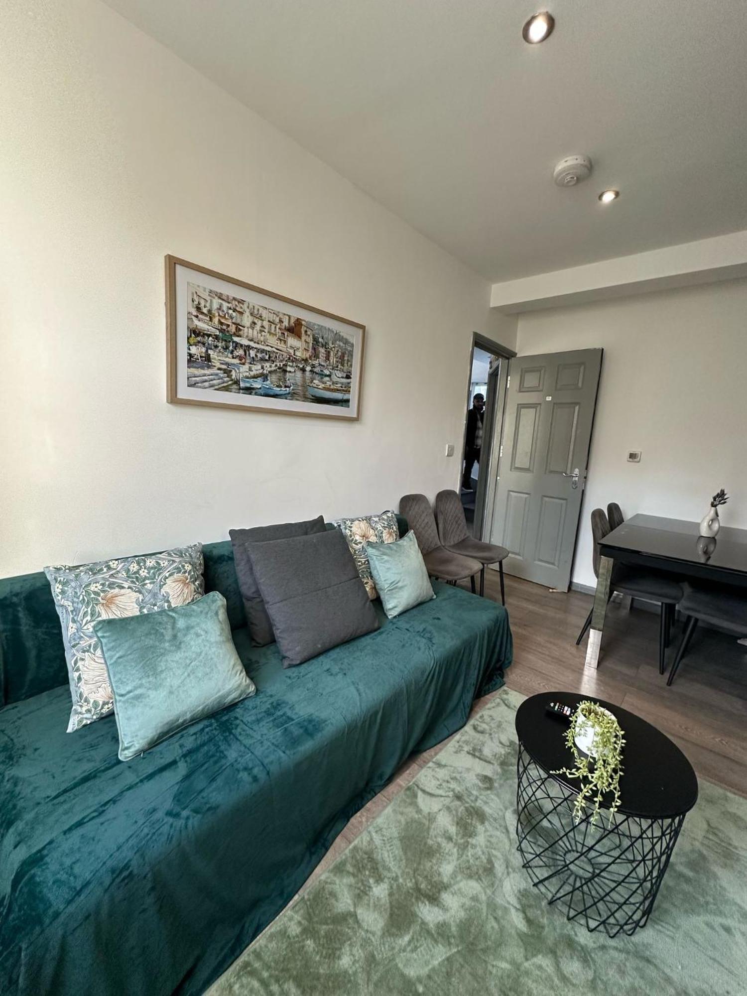"Euston Comfort" 3 Bedroom Flat In Kings Cross, St Pancras!!!!118B London Exterior photo